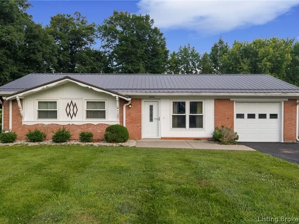 2808 Diana Drive, Sellersburg, IN 47172