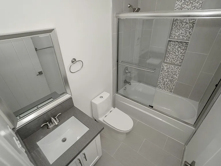 3915 Brighton Ave #1/2 — Photo 12