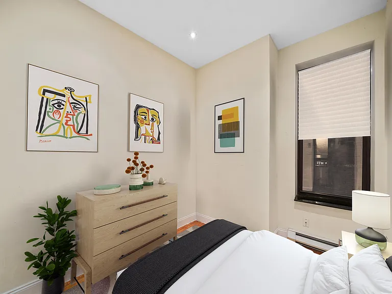 933 Amsterdam Ave #1A — Photo 5