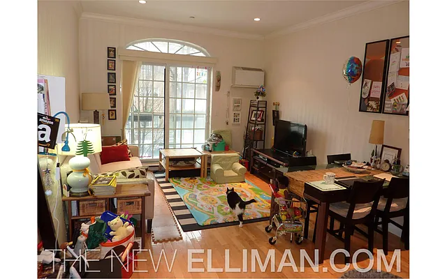 Rented by Douglas Elliman | media 25