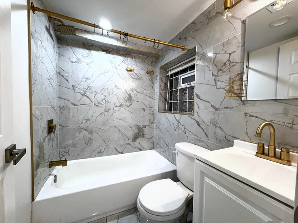 3346 N Central Park Ave, Chicago, IL