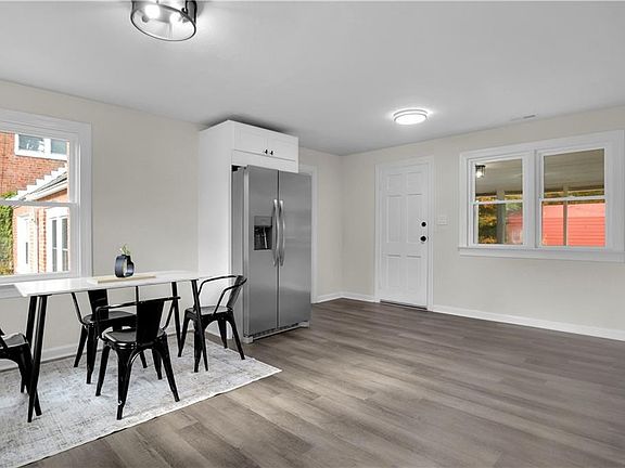 5th image of 7 E Lewis Rd