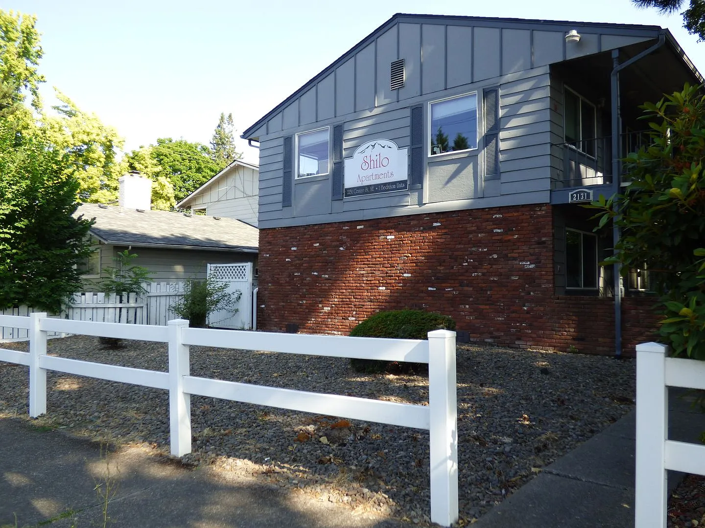 Shilo Apartments — Photo 2