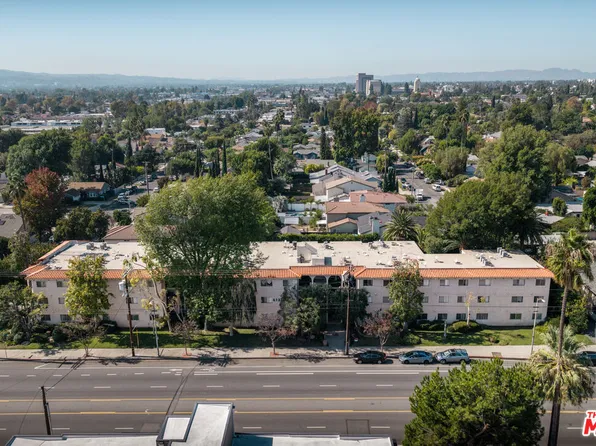 6121 Woodman Ave, Van Nuys, CA 91401