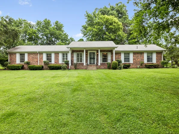 307 Woodlawn Dr, Mount Juliet, TN 37122