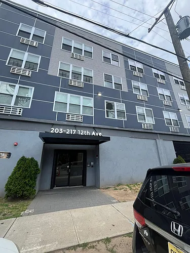 203 12th Ave Photo 1