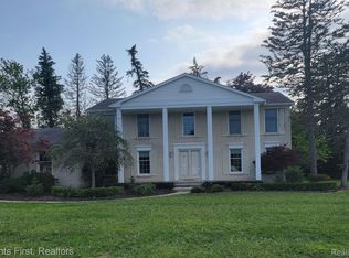 3980 Waterview Ct, Shelby Township, MI 48316