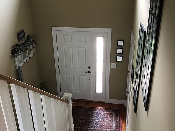 3rd image of 6696 E Point Dr