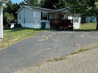 35 Sand Ridge Rd, Hopewell, OH 43701