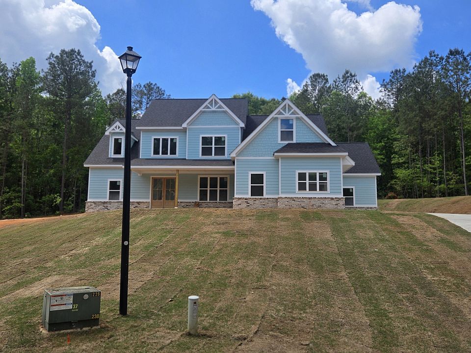 1st image of 158 Rivers Edge Dr