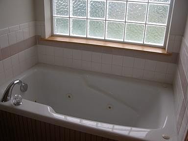 2nd image of 802 S Ballard Dr