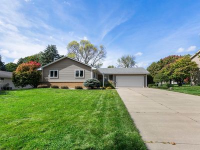 3306 Selkirk Dr, Burnsville, MN, 55337
