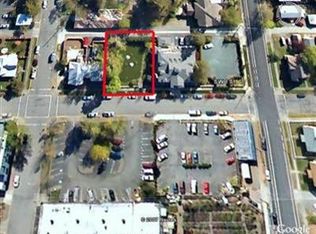 217 SW I St, Grants Pass, OR 97526