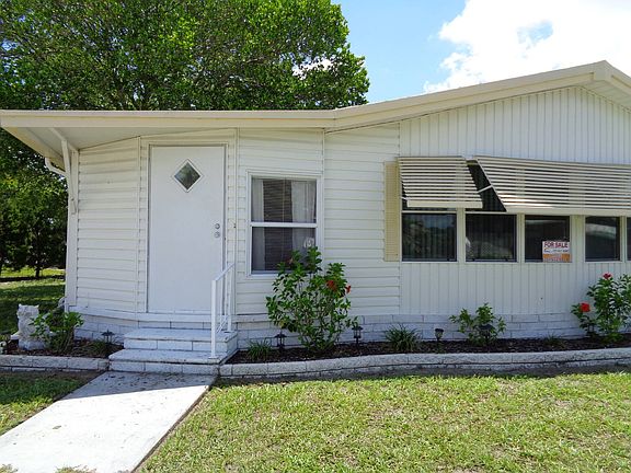 4th image of 14610 Periwinkle Dr