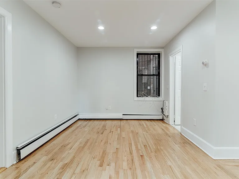 465 Jersey Ave #1 — Photo 11