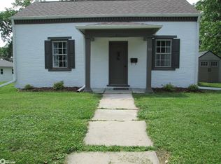 303 16th St, Fort Madison, IA 52627
