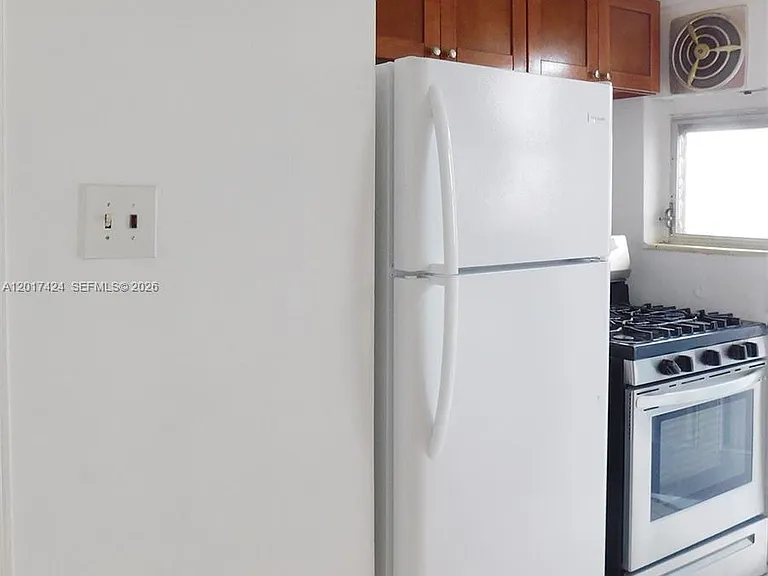 1735 Marseille Dr #2 — Photo 8