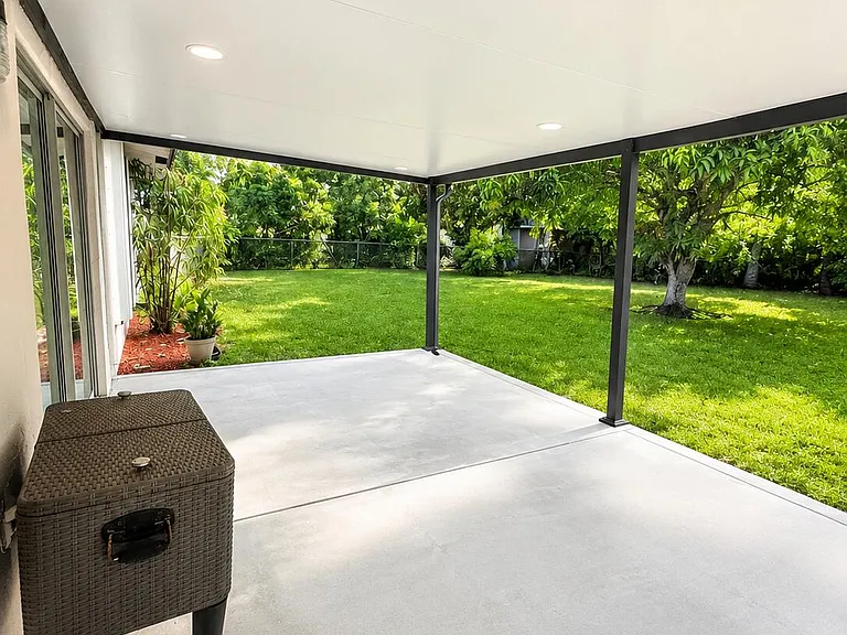 6020 NW 25th Ct — Photo 18