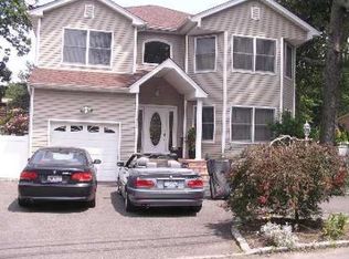 1615 Fletcher Ave, Merrick, NY 11566