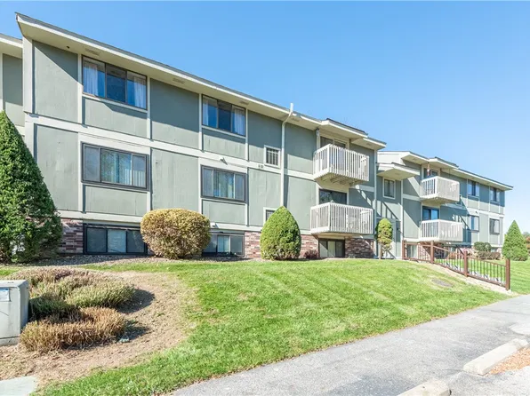 2461 Brook Ledge Rd APT 11A, Bridgeville, PA 15017
