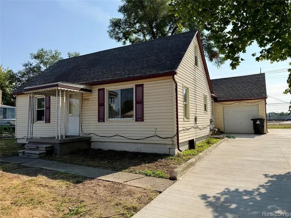 8044 Fremont St, Westland, MI 48185