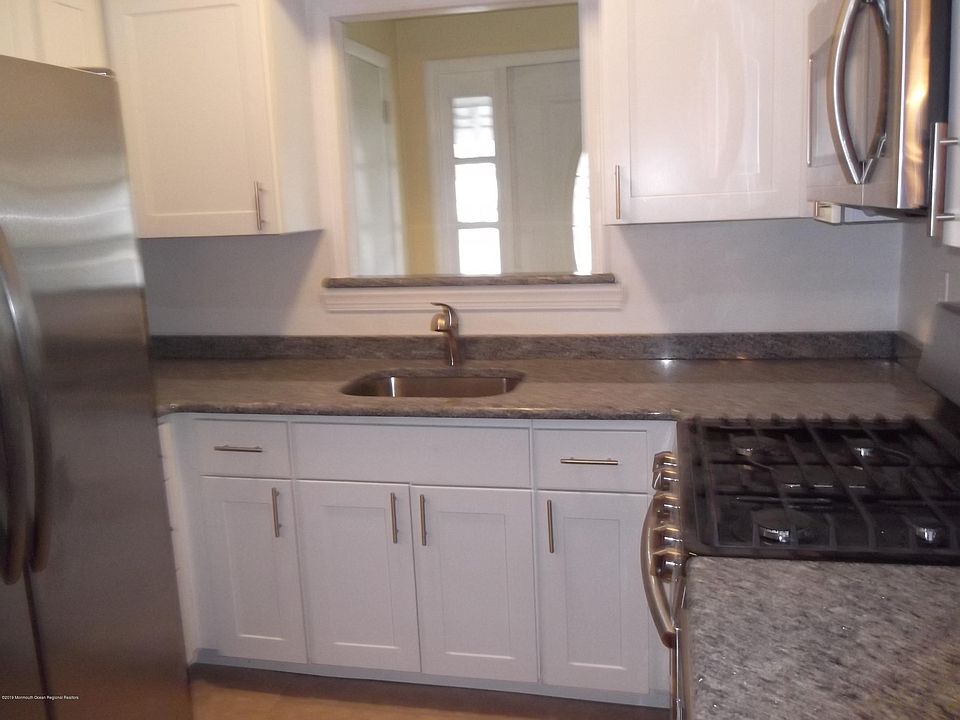1st image of 15 Morning Glory Ct