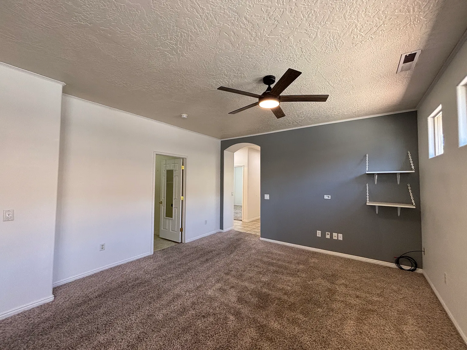 3 bed, 1344 sqft, $1,850 — Photo 4