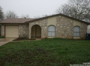 5934 Cliff Trail Dr, San Antonio, TX 78250