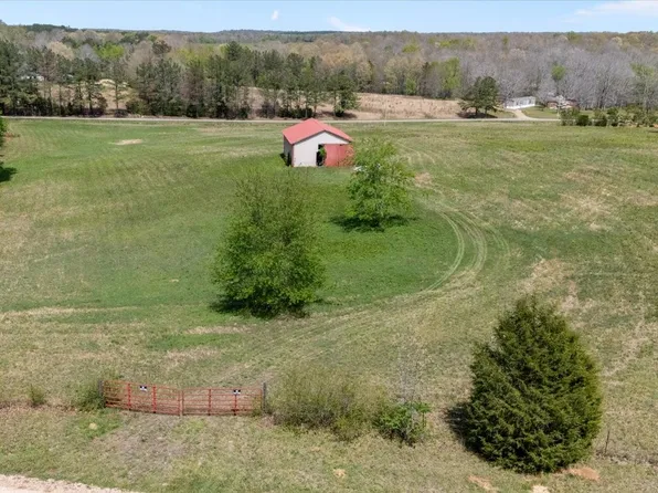 1849 Humphreys Co Line Rd, Dickson, TN 37055