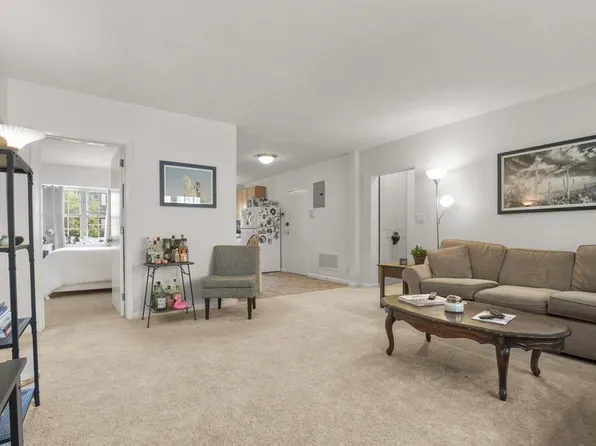 165 Lake Shore Rd APT 1, Brighton, MA 02135