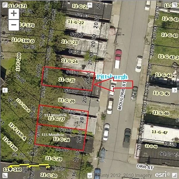 121 Moultrie St photo 1