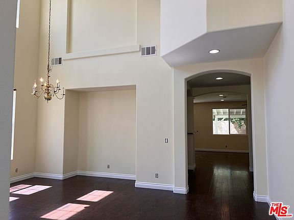 3rd image of 40247 Preston Rd