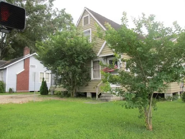 (undisclosed Address), Baton Rouge, LA 70808