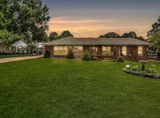 411 Beachview Cir, Hot Springs, AR 71913