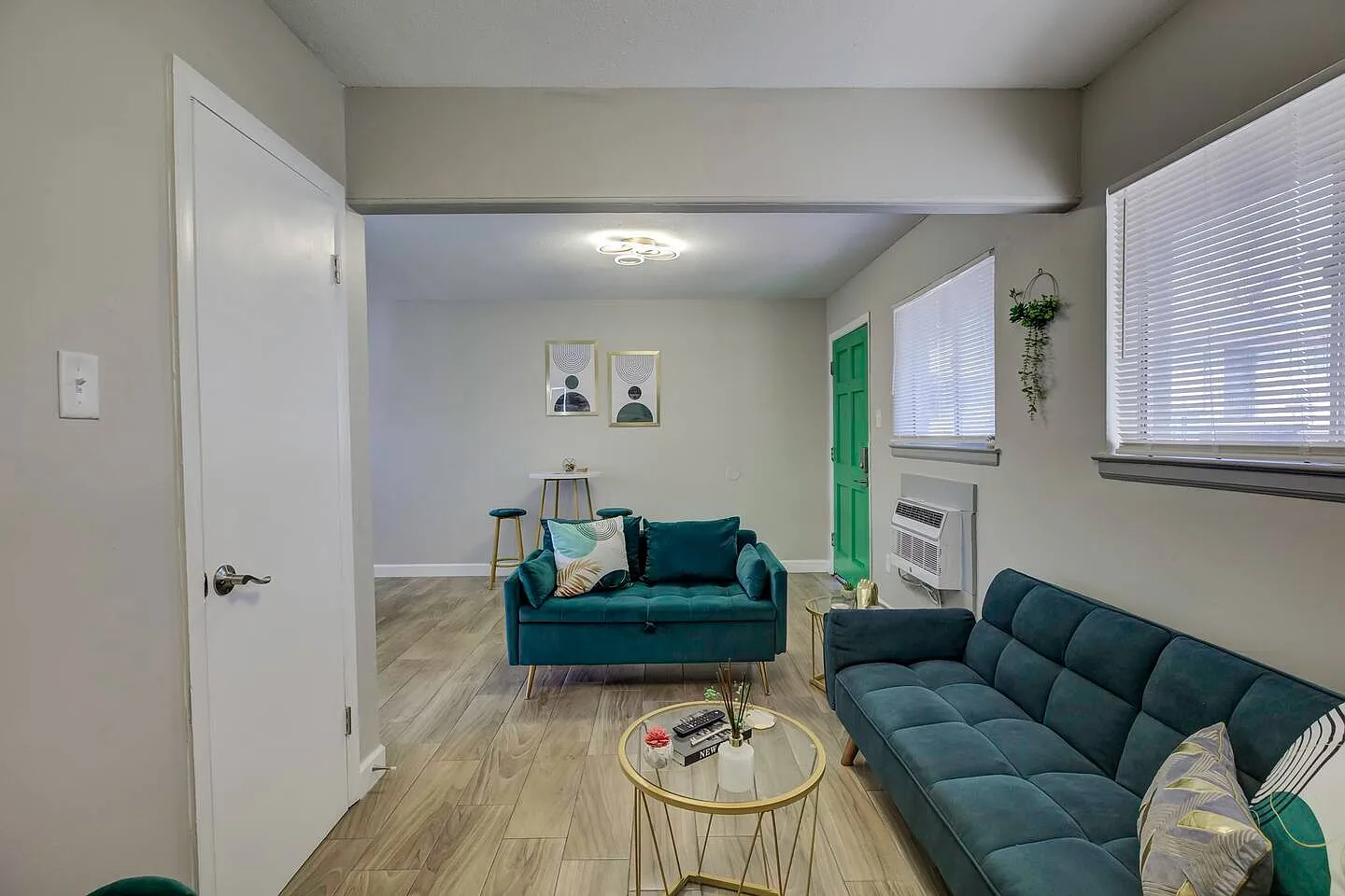 461 S Highland Street — Photo 1