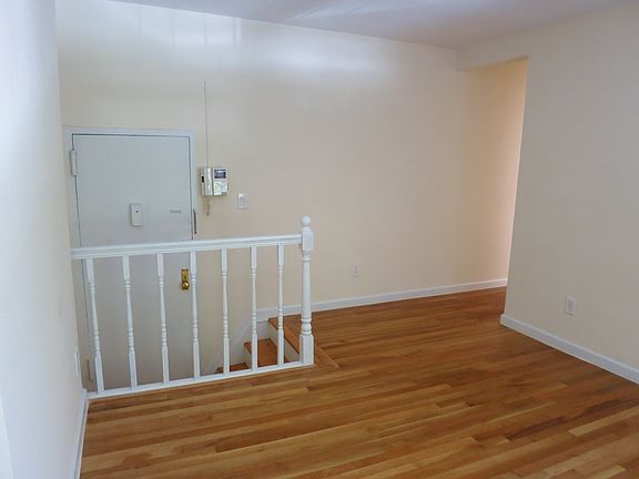 3rd image of 333 E 89th St APT G