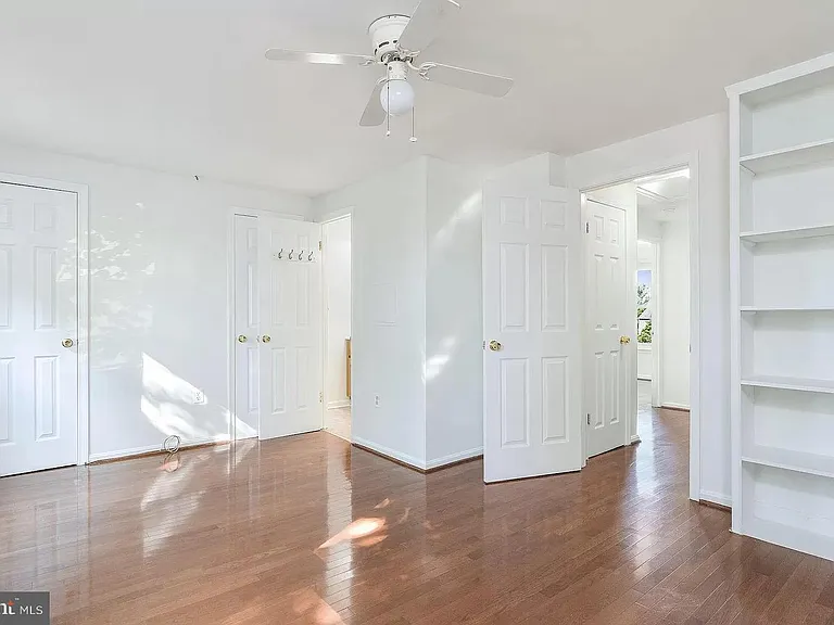 10606 Tuppence Ct — Photo 17