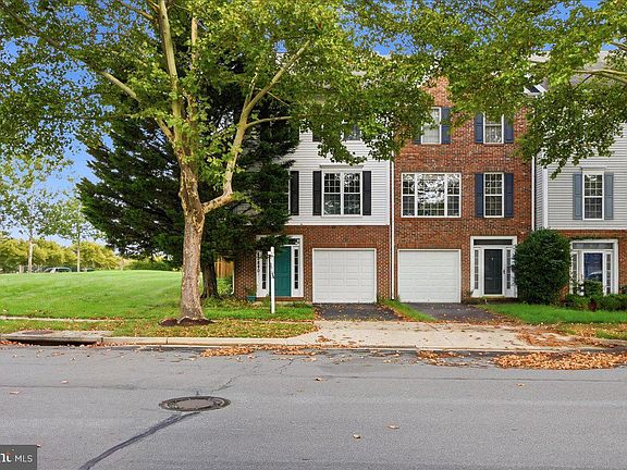2nd image of 42840 Golf View Dr