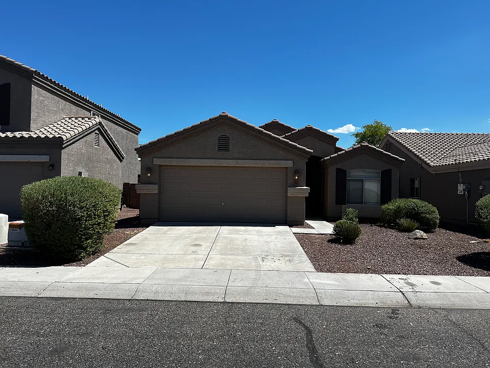 11121 W Brittlewood Dr