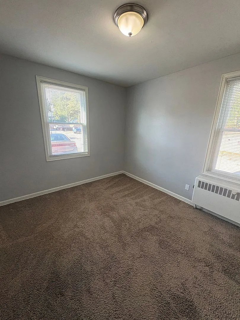 Hillside Court Apartments (317 N. 31st Ave.) — Photo 3