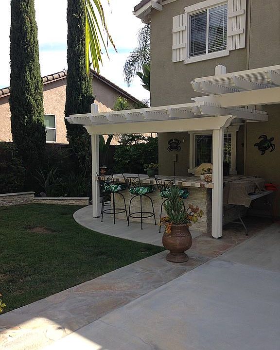 1st image of 834 Plumeria St