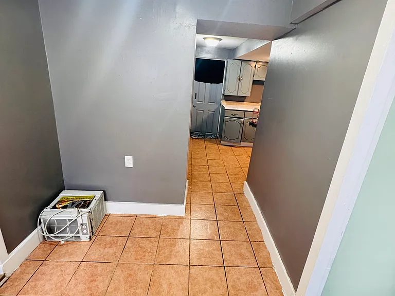 330 S Lake St #2 — Photo 3
