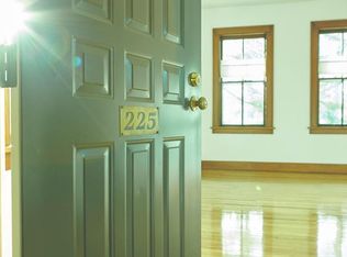 225 Woodward Ave, Kalamazoo, MI 49007
