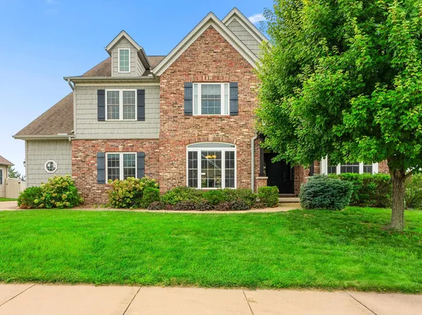6334 W Wyndfield Dr, Edwards, IL 61528