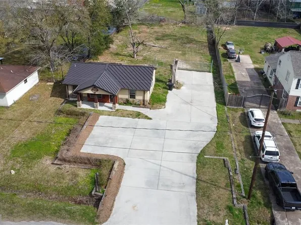 2907 Sinclair St, Pasadena, TX 77503