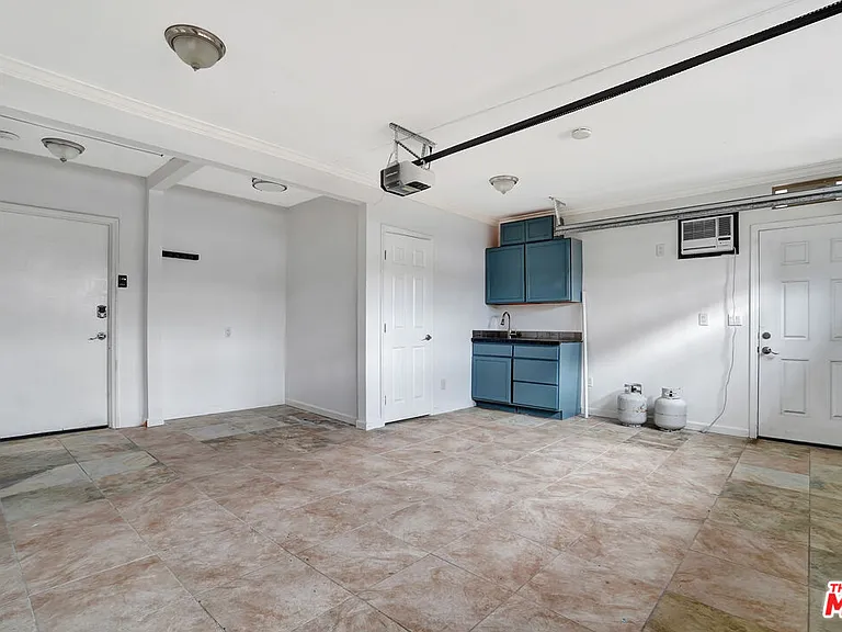 5155 Densmore Ave — Photo 42