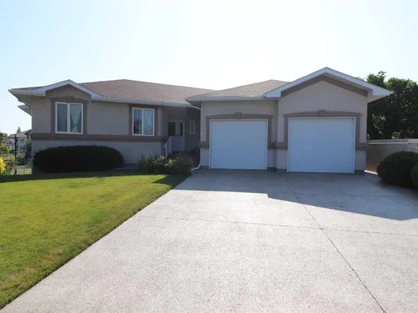77 SW Fairmont Park Lndg S, Lethbridge, AB T1K 7L1
