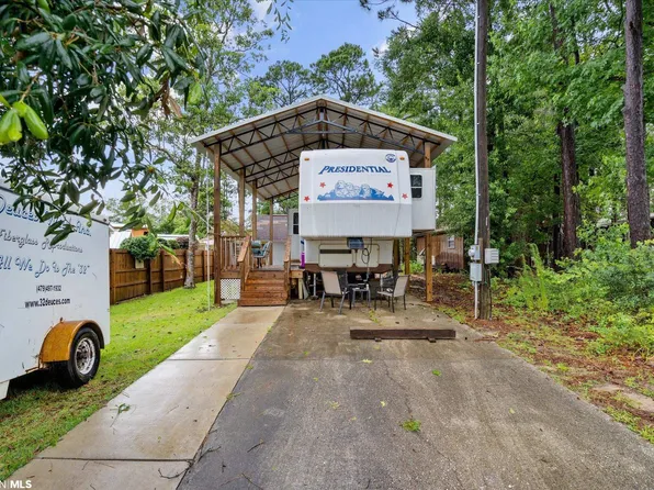 110 Horn Dr #110, Lillian, AL 36549