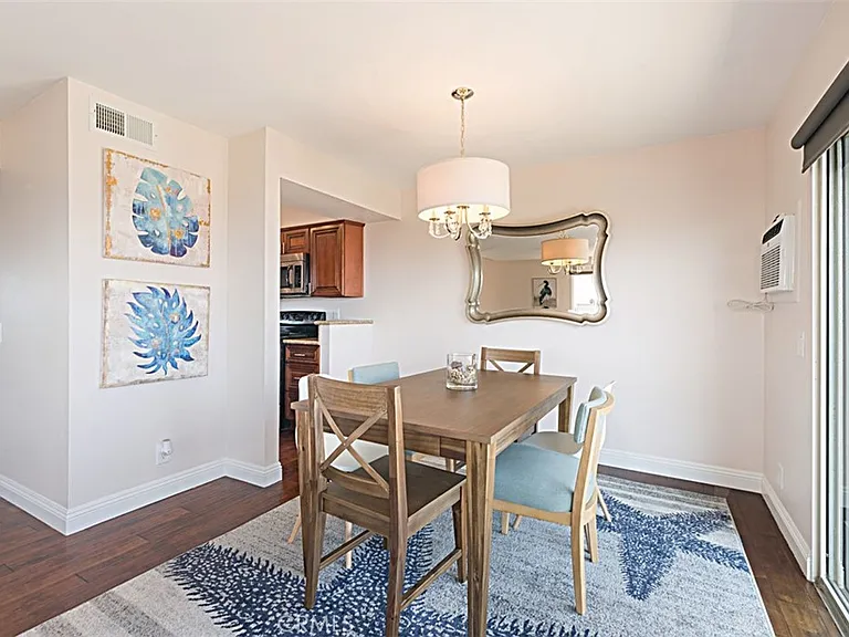 712 Calle Divino — Photo 15