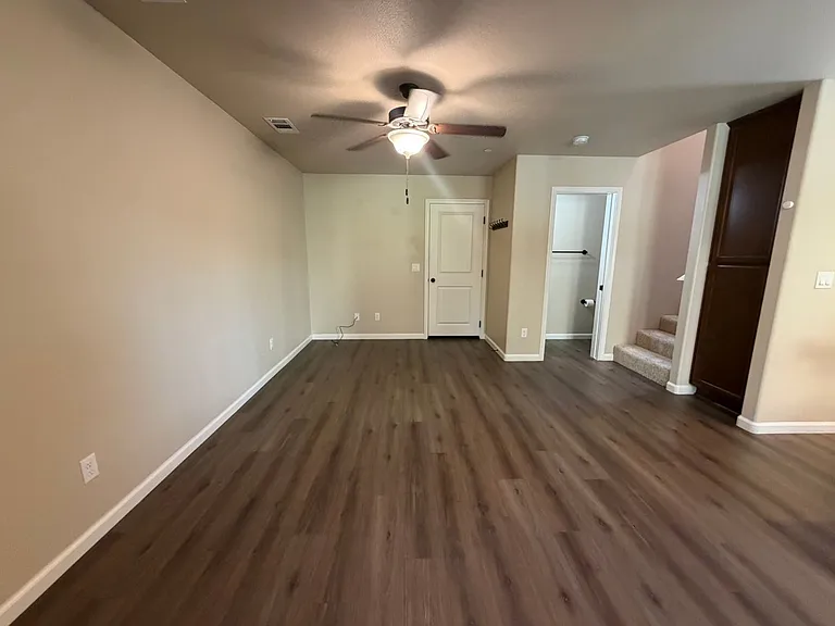 1194 Velarde Cir — Photo 25